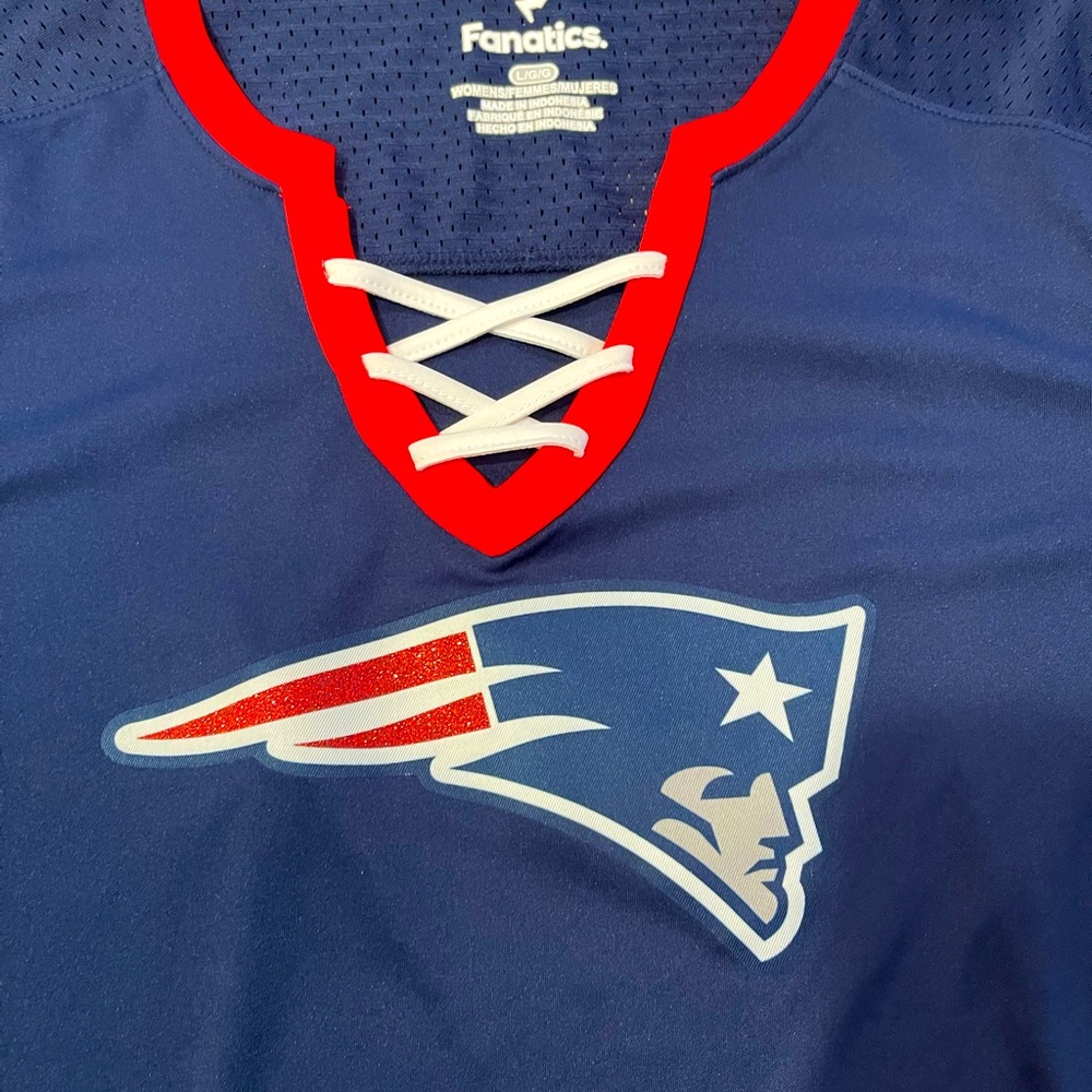 NEW with tags - woman’s Patriots football jersey